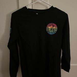 Surf Style Black Long Sleeve Tee
